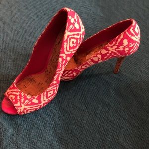 Pink and white heals